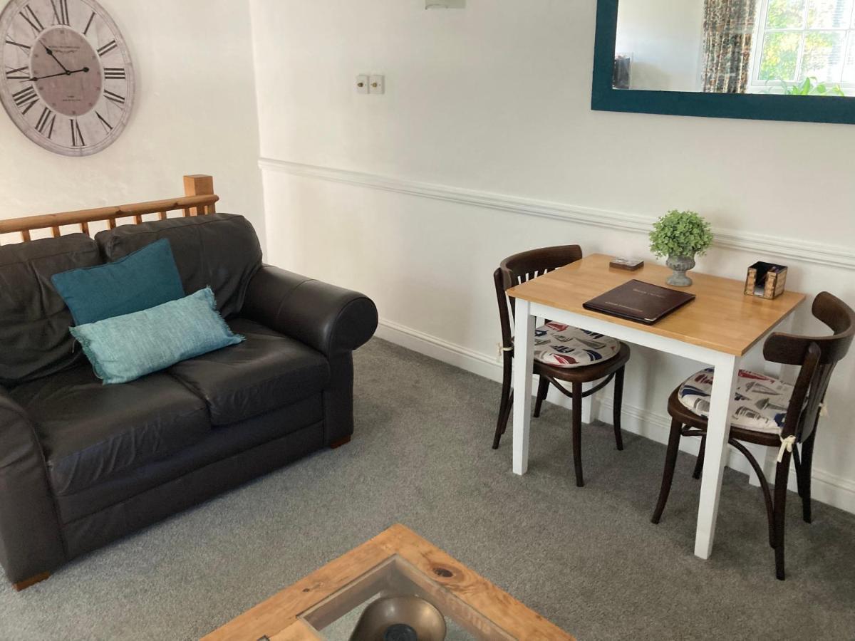 The Granary At Bissick Old Mill Apartment Truro Luaran gambar